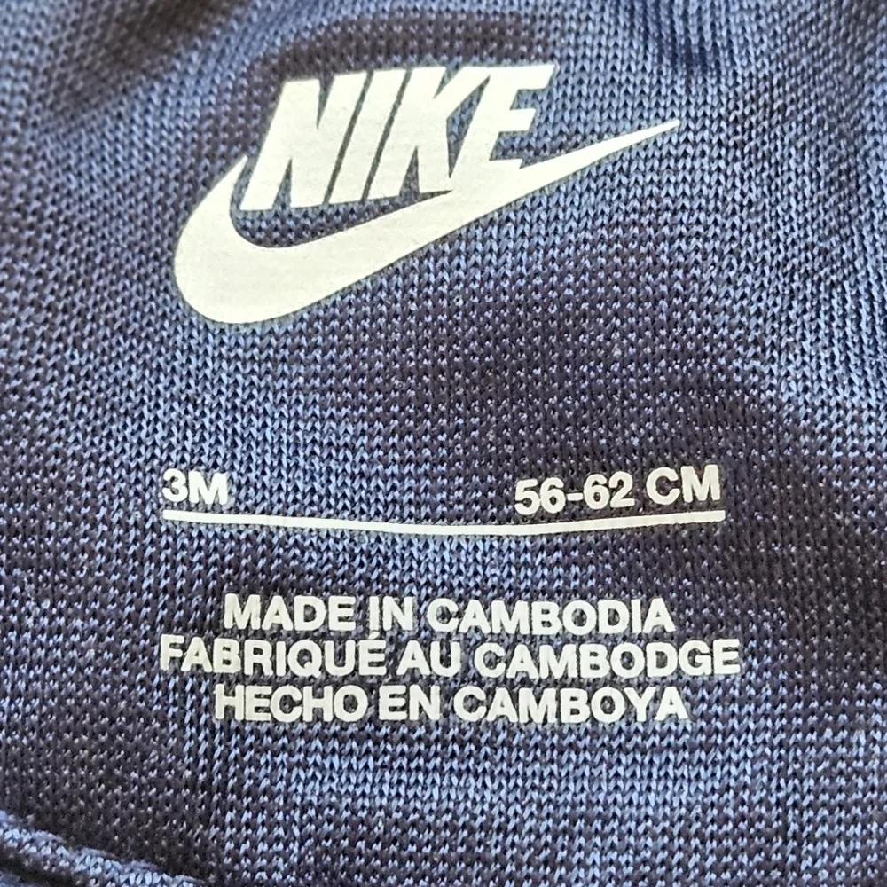 Nike 3m Onesie Zip-up